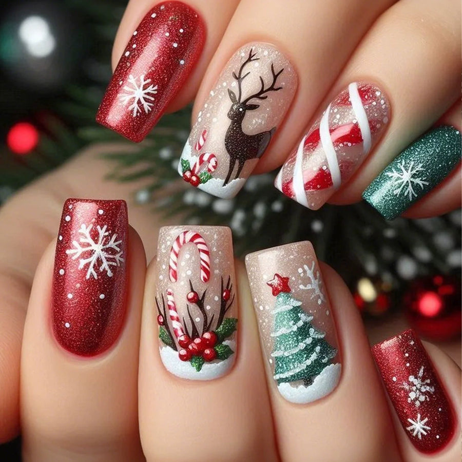 Red & White Christmas Tree Reindeer Nails - góc chụp 2